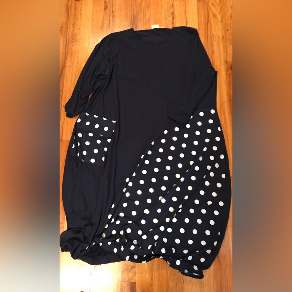 Truth and Style navy and white polka dot accents balloon dress.